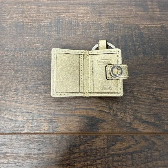 Coach Picture Frame Keychain - Picture 3 of 3
